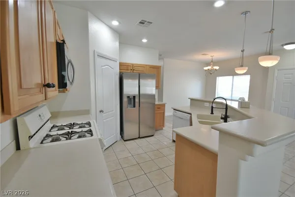 $1,800 | 6555 Bucking Horse Lane, Unit 103, Henderson, NV 89011
