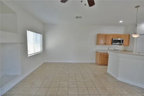 $1,800 | 6555 Bucking Horse Lane, Unit 103, Henderson, NV 89011