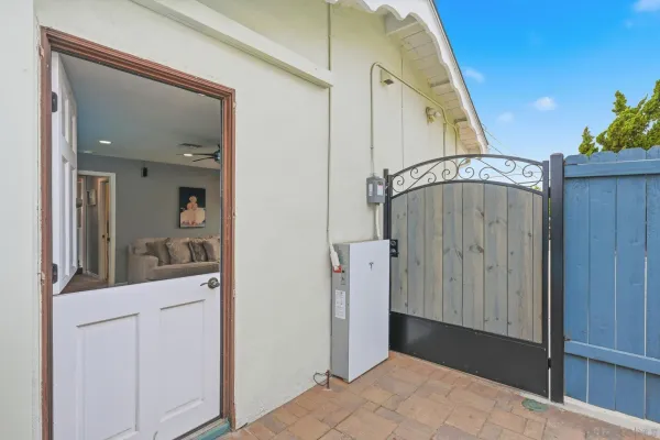 $1,299,000 | 3883 Mt Everest Boulevard, San Diego, CA 92111