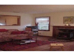 2415 East 4th Street Bloomington, IN 47408 - Photo 2 of 10