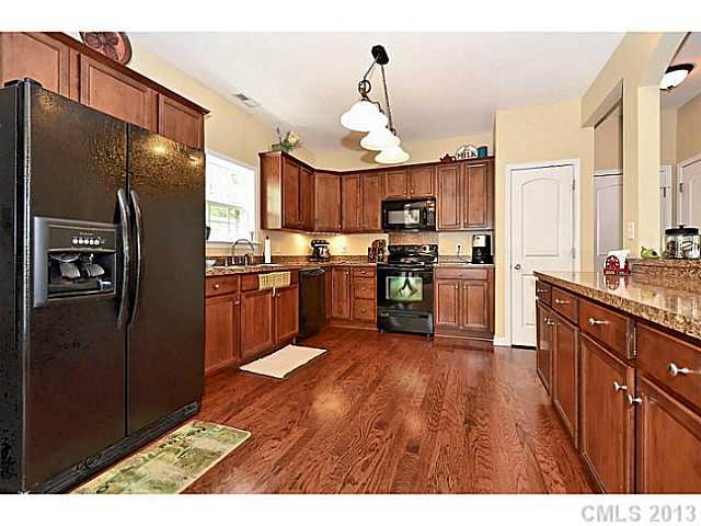 1719 Doves Road Fort Mill, SC 29708 - Photo 8 of 16