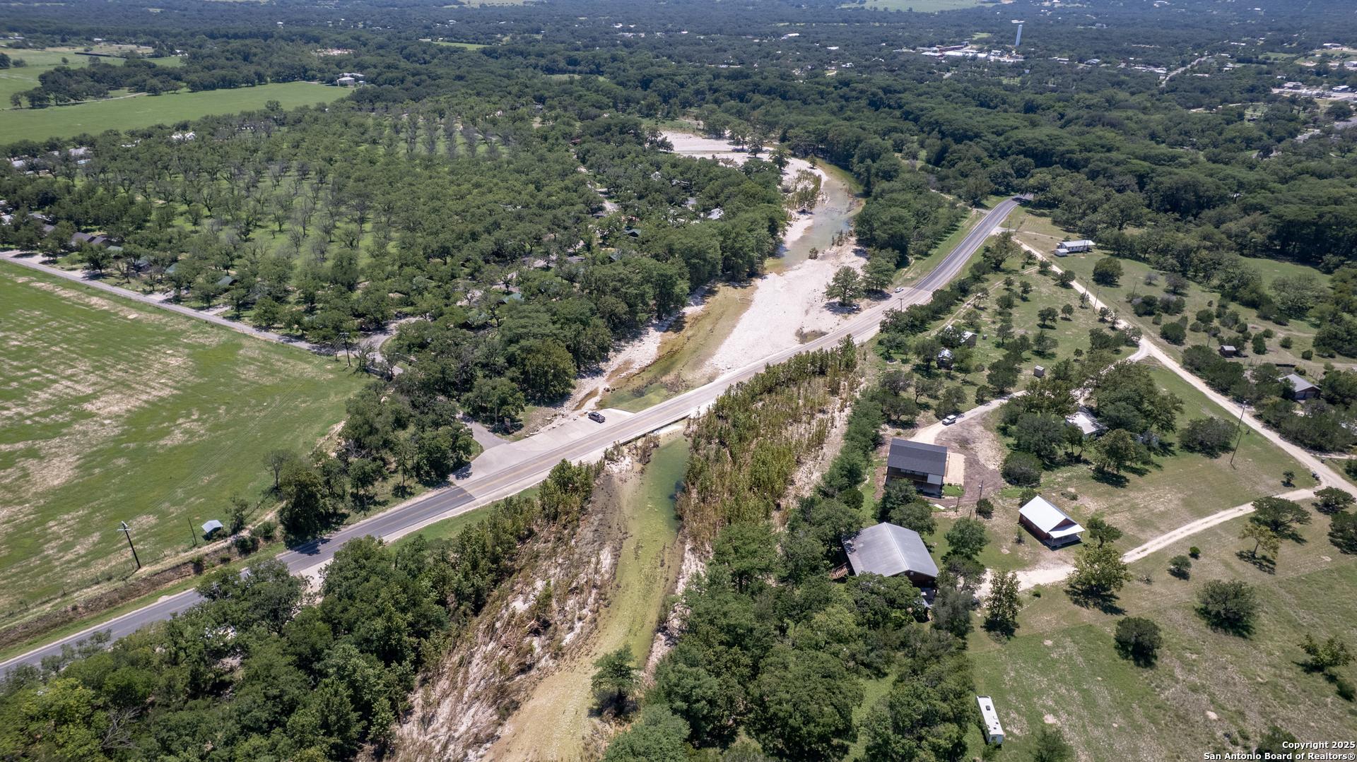 132 Sherman Lane Leakey, TX 78873 - Photo 35 of 50 a view of a city