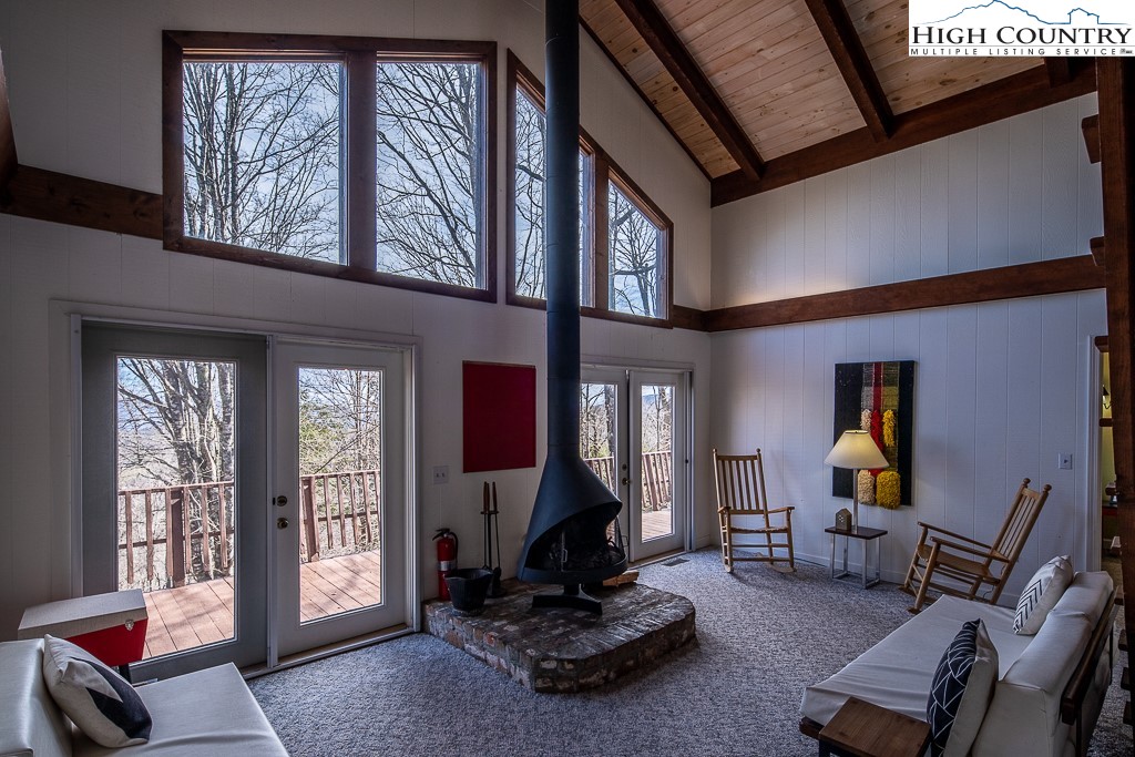 112 Pinnacle Ridge Road Beech Mountain, NC 28604 - Photo 9 of 40