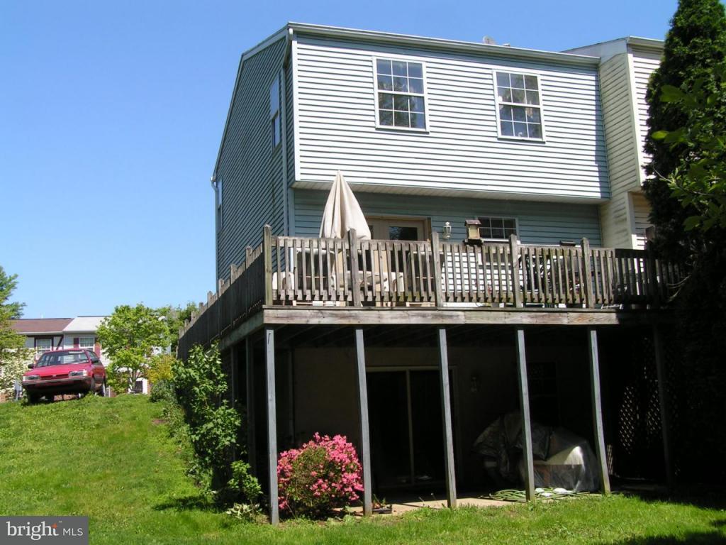 1114 Williamsburg Road Lancaster, PA 17603 - Photo 3 of 5 Gallery Image 3