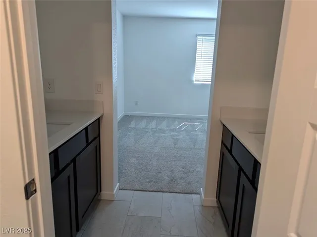 $2,100 | 6270 Foxes Dl Street, Las Vegas, NV 89166