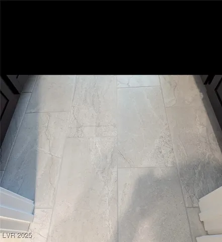 $2,100 | 6270 Foxes Dl Street, Las Vegas, NV 89166