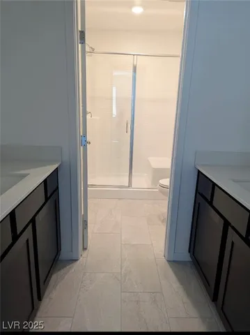 $2,100 | 6270 Foxes Dl Street, Las Vegas, NV 89166