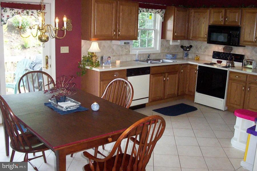 9 Wade Drive Lititz, PA 17543 - Photo 6 of 9