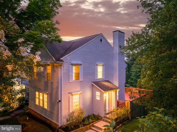 $624,990 | 143 Sulgrave Court, Sterling, VA 20165