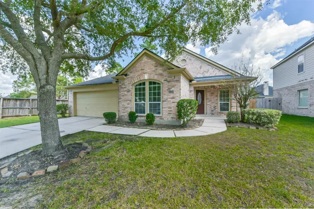 $2,380 | 15838 Mossy Shores Court, Houston, TX 77044