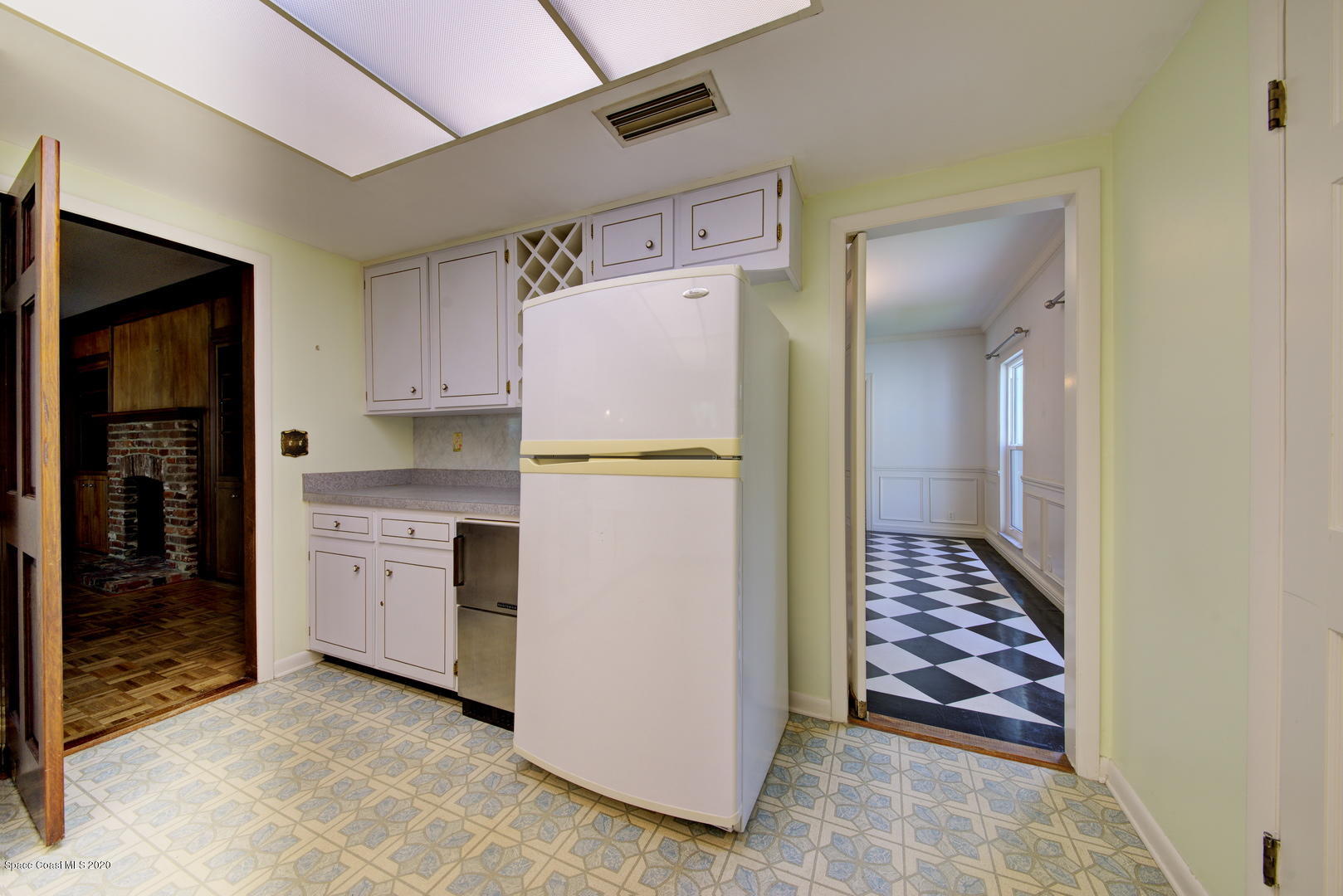 2175 Turpentine Road Mims, FL 32754 - Photo 14 of 67 Kitchen with Swing Doors