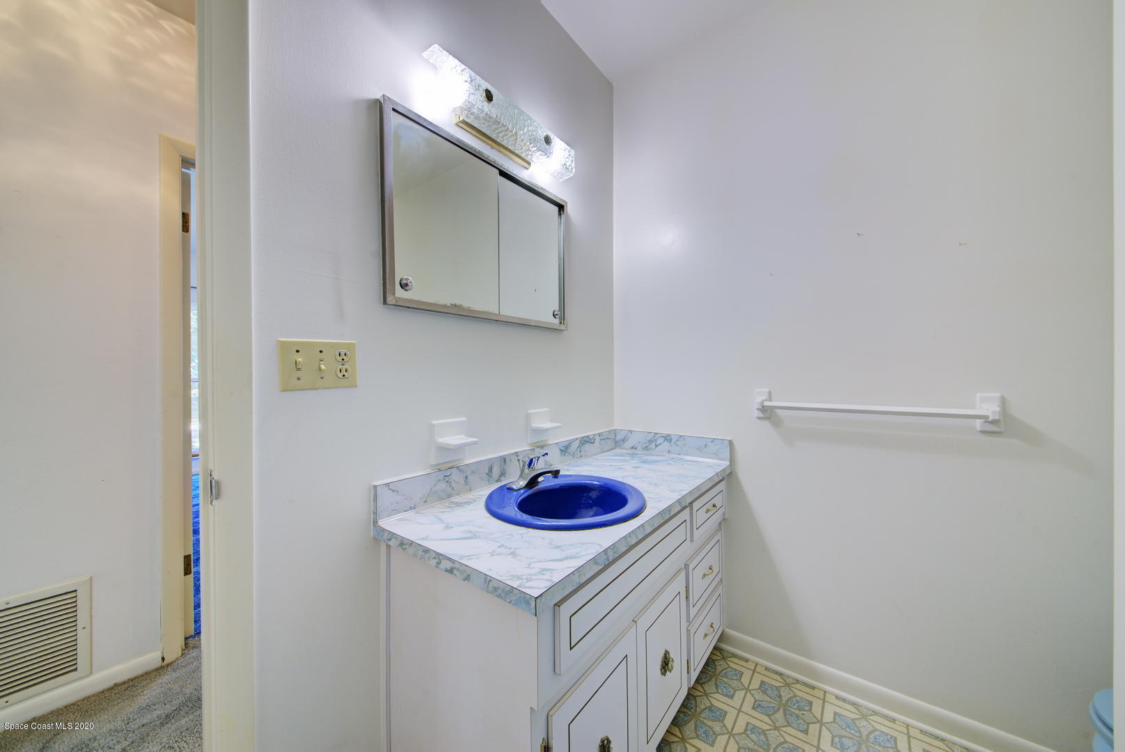 2175 Turpentine Road Mims, FL 32754 - Photo 40 of 67 Bathroom2