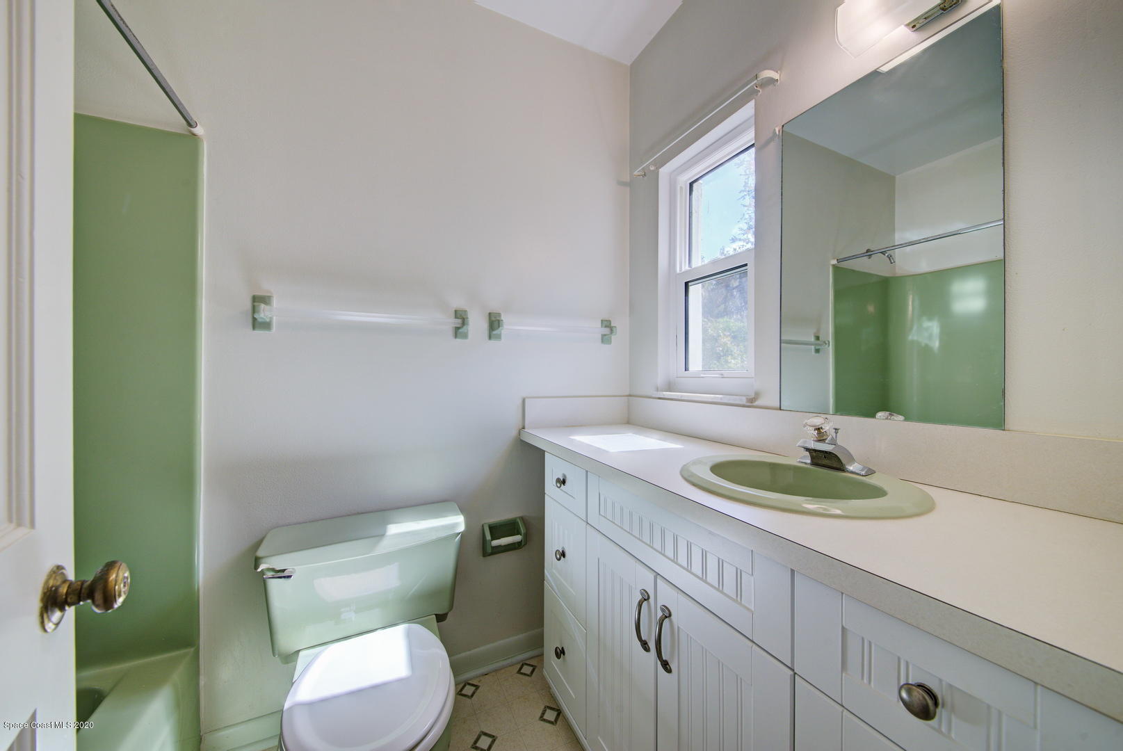 2175 Turpentine Road Mims, FL 32754 - Photo 58 of 67 Bathroom 3