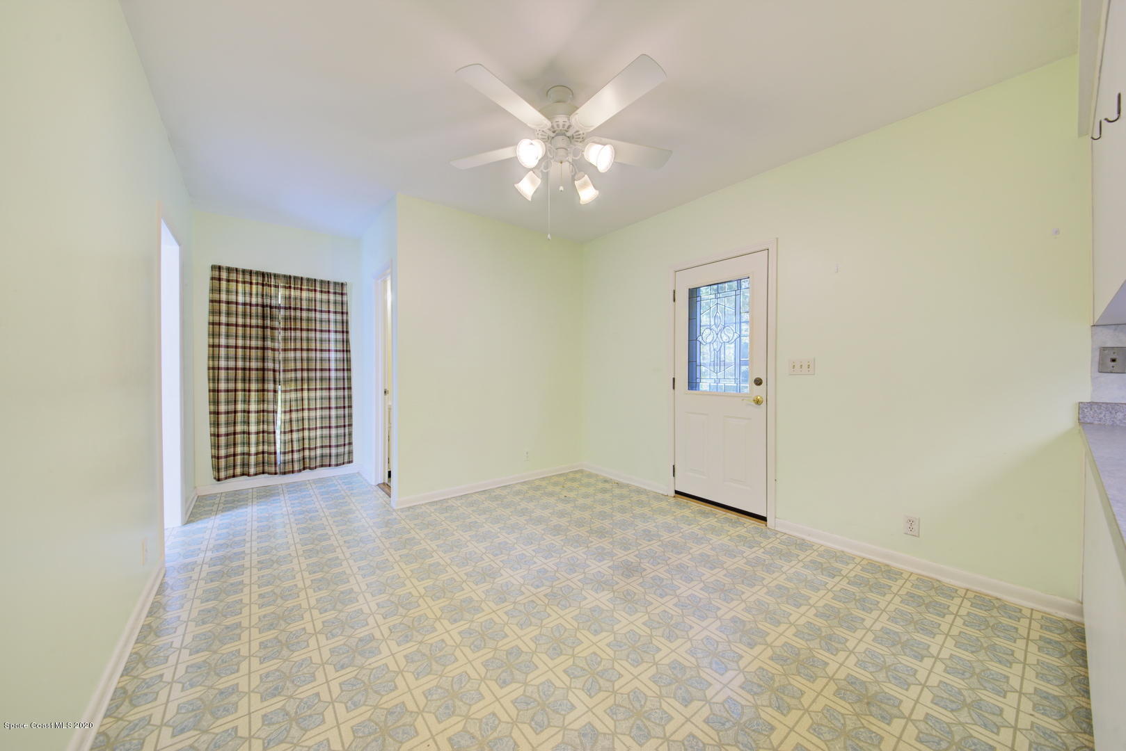 2175 Turpentine Road Mims, FL 32754 - Photo 10 of 67 Breakfast Nook