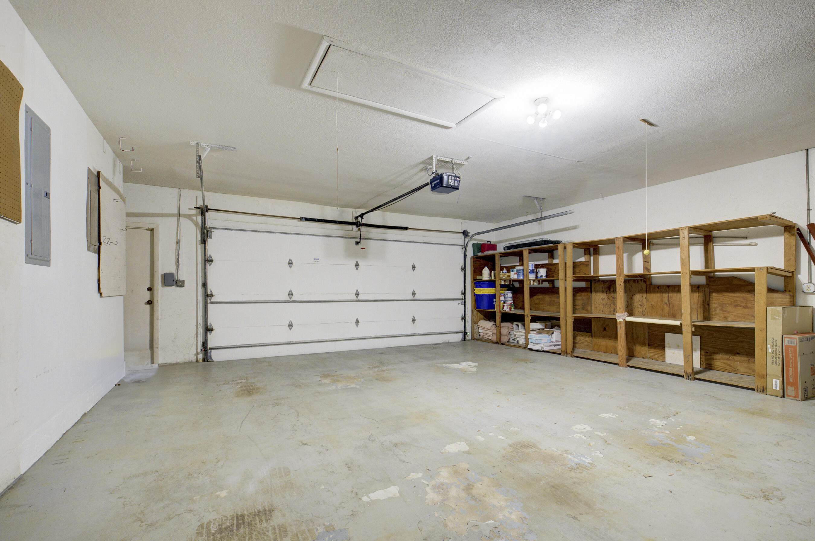 7441 Estrella Circle Boca Raton, FL 33433 - Photo 41 of 57 GARAGE