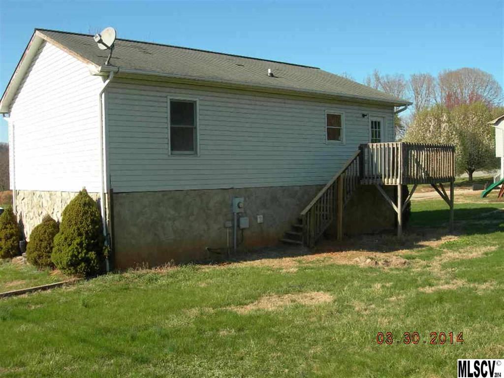 3379 Clarks Chapel Road Lenoir, NC 28645 - Photo 3 of 12 Gallery Image 3