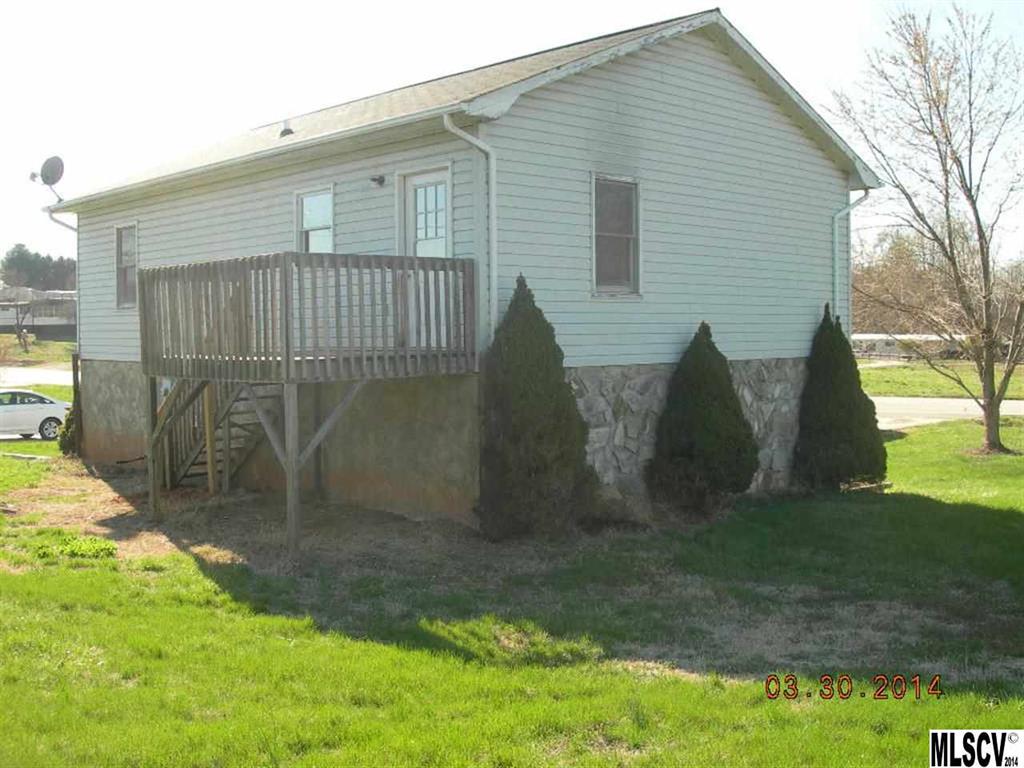 3379 Clarks Chapel Road Lenoir, NC 28645 - Photo 4 of 12 Gallery Image 4