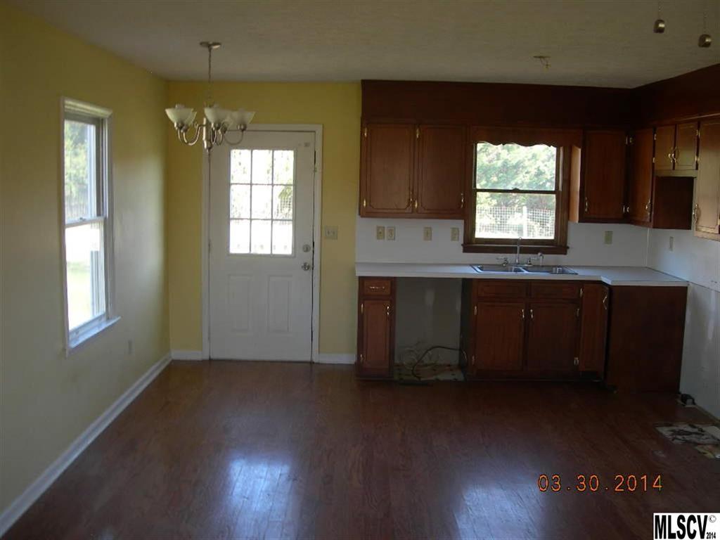 3379 Clarks Chapel Road Lenoir, NC 28645 - Photo 6 of 12 Gallery Image 6