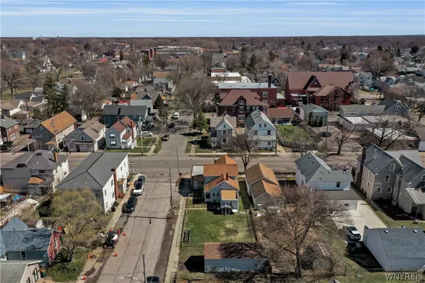 $199,900 | 394 Oliver Street, North Tonawanda, NY 14120
