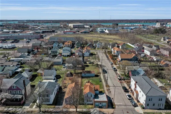 $199,900 | 394 Oliver Street, North Tonawanda, NY 14120
