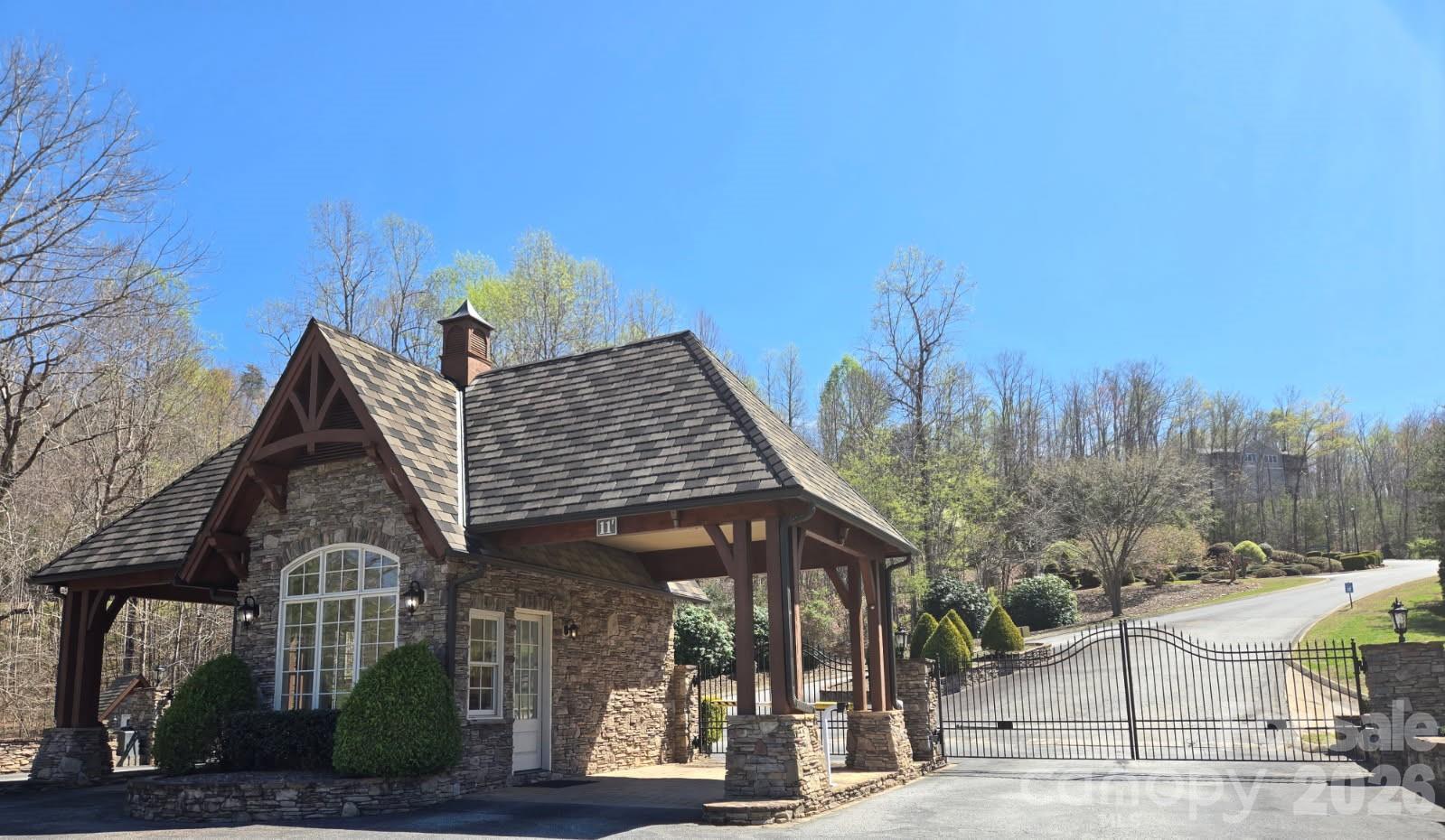 600 High Pines Loop Lake Lure, NC 28746 - Photo 6 of 38