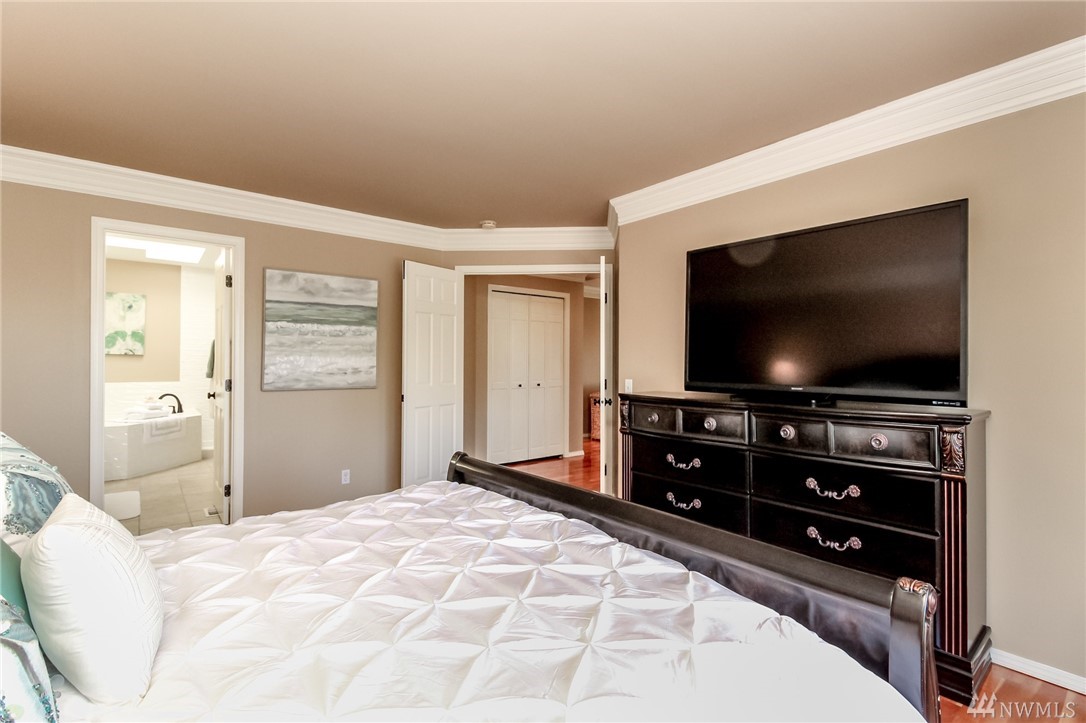 13938 Southeast 159th Place Renton, WA 98058 - Photo 15 of 38 Gallery Image 15