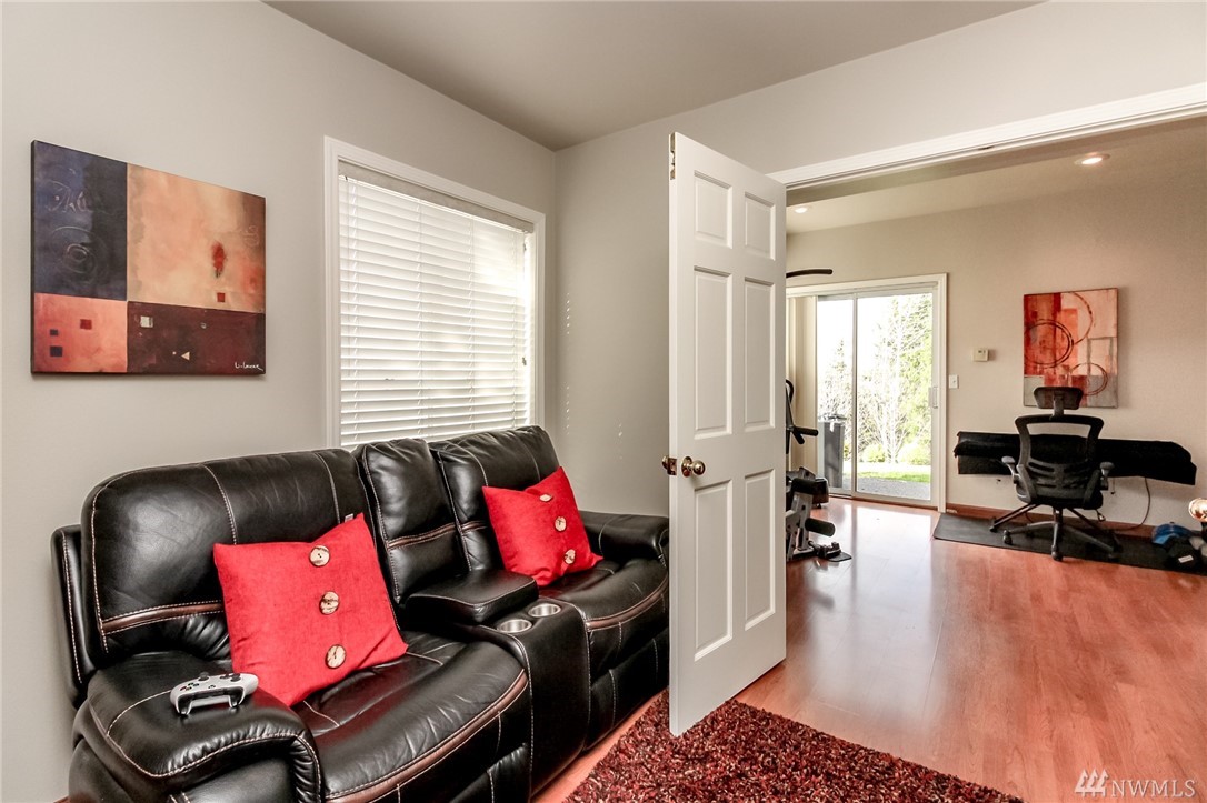 13938 Southeast 159th Place Renton, WA 98058 - Photo 30 of 38 Gallery Image 30