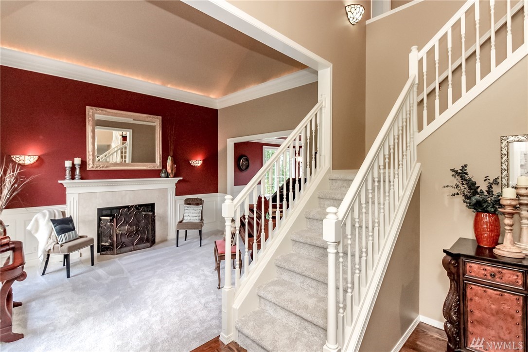 13938 Southeast 159th Place Renton, WA 98058 - Photo 4 of 38 Gallery Image 4