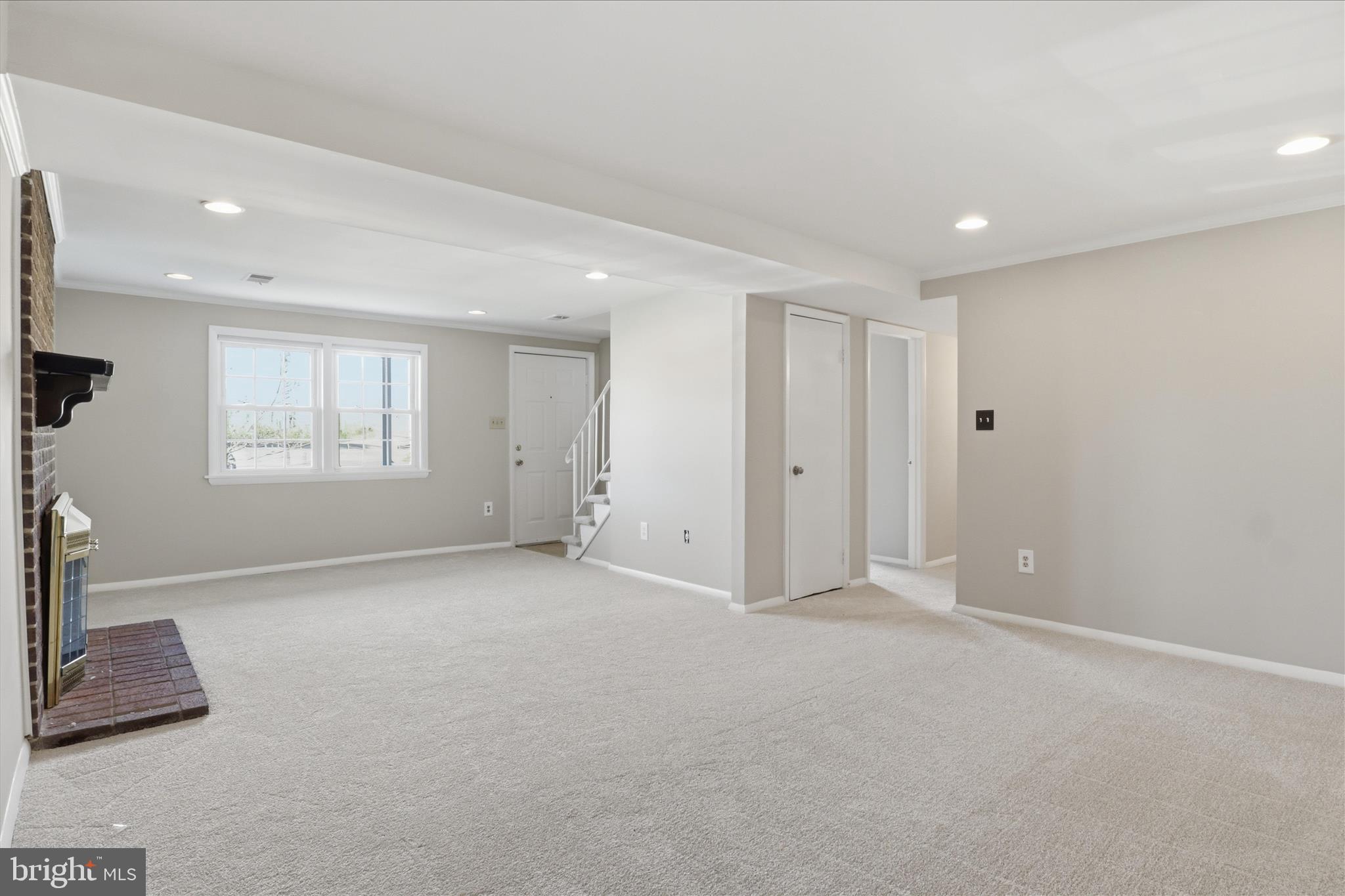 14013 Lindendale Road Woodbridge, VA 22193 - Photo 6 of 42 Rec Room