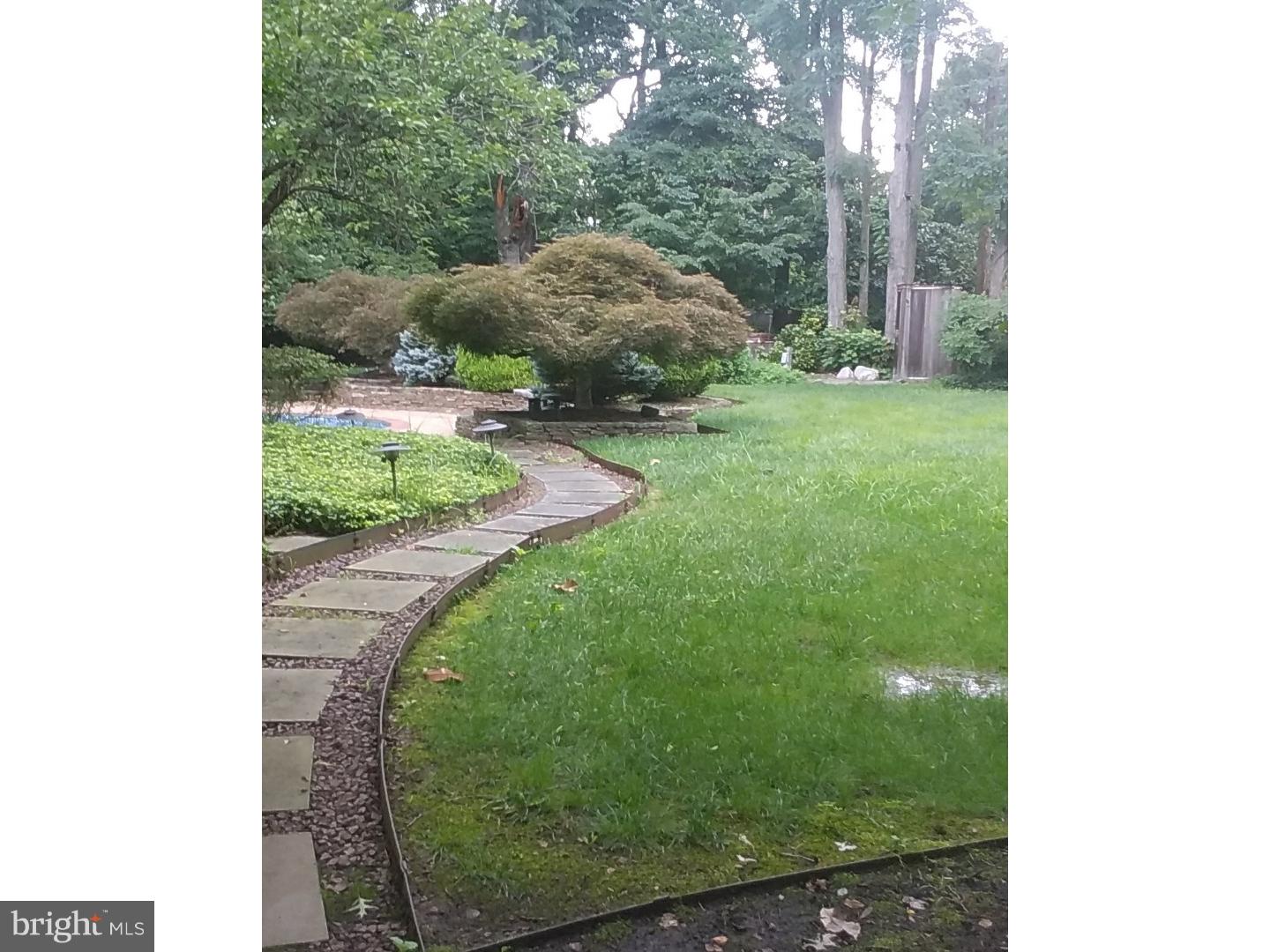 577 Sentinel Road Moorestown, NJ 08057 - Photo 19 of 25 Exterior Back