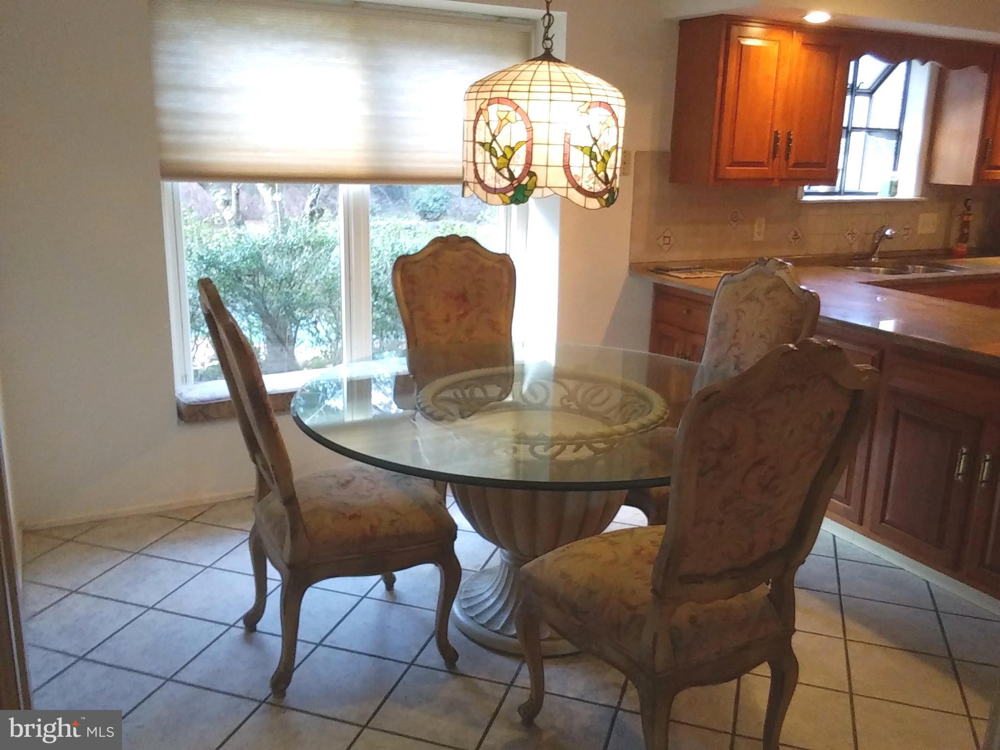 577 Sentinel Road Moorestown, NJ 08057 - Photo 9 of 25 Kitchen