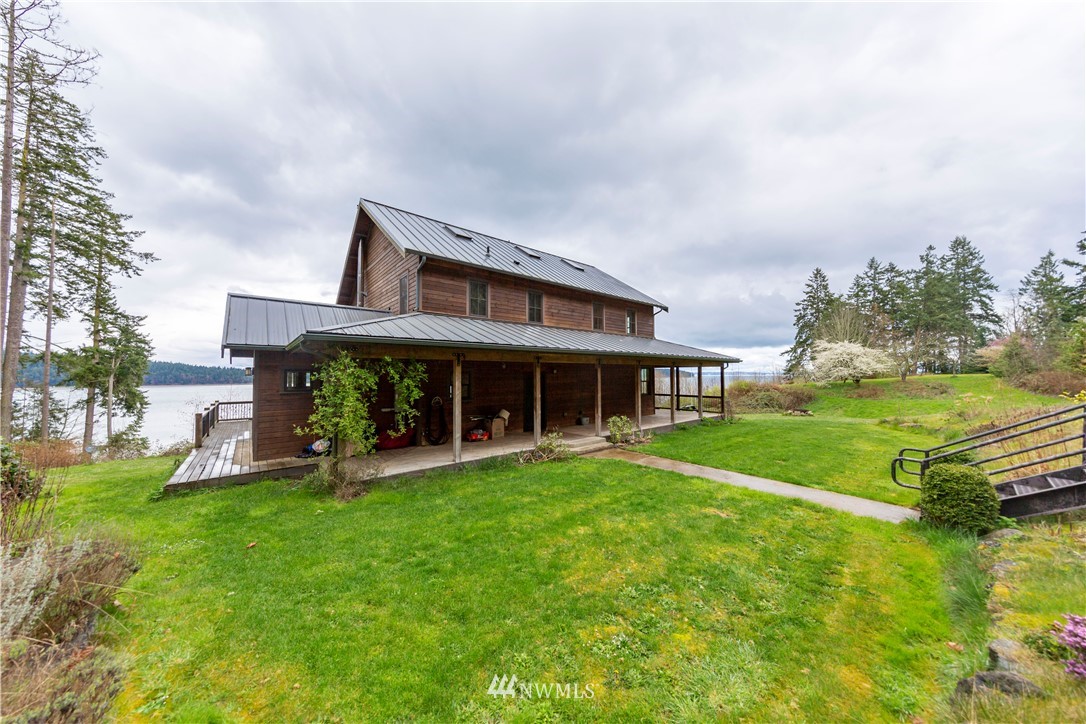 2007 Oak Bay Road Port Hadlock, WA 98339 - Photo 1 of 39 Gallery Image 1