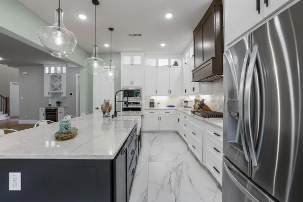 $699,500 | 57 Lone Oak Boulevard, Pottsboro, TX 75076