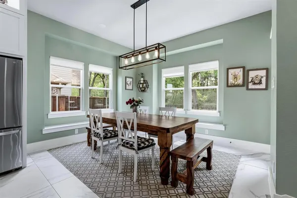 $699,500 | 57 Lone Oak Boulevard, Pottsboro, TX 75076