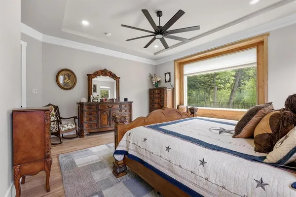 $699,500 | 57 Lone Oak Boulevard, Pottsboro, TX 75076
