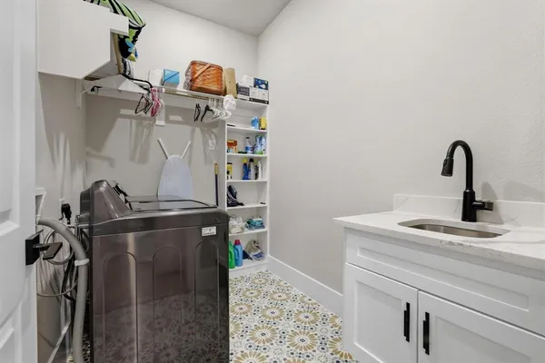 $699,500 | 57 Lone Oak Boulevard, Pottsboro, TX 75076