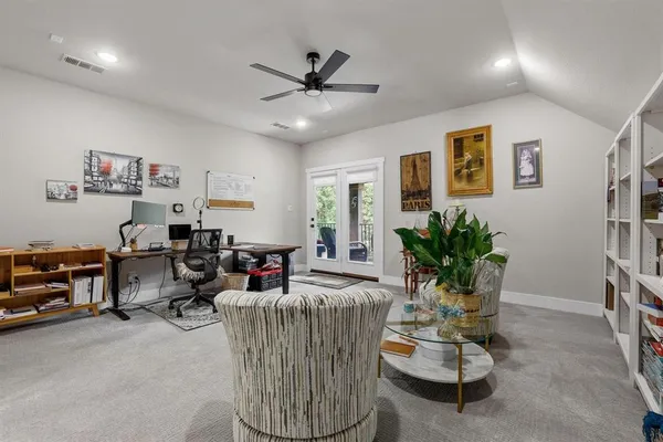 $699,500 | 57 Lone Oak Boulevard, Pottsboro, TX 75076