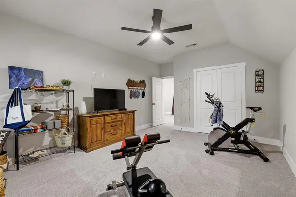 $699,500 | 57 Lone Oak Boulevard, Pottsboro, TX 75076