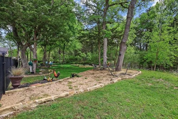 $699,500 | 57 Lone Oak Boulevard, Pottsboro, TX 75076