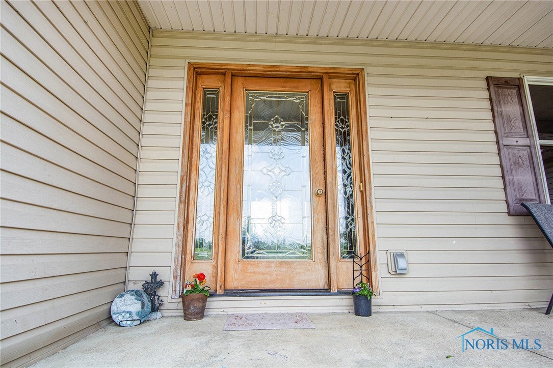 4052 County Road South Edon, OH 43518 - Photo 7 of 37 Gorgeous wood door