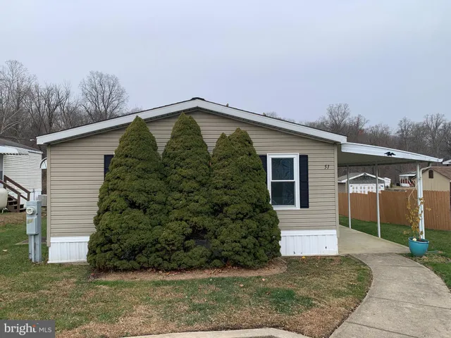 $150,000 | 51 Lake Drive, Media, PA 19063