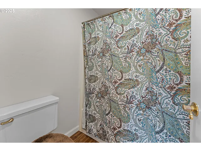 $300,000 | 3300 Northeast 29th Street, Gresham, OR 97030