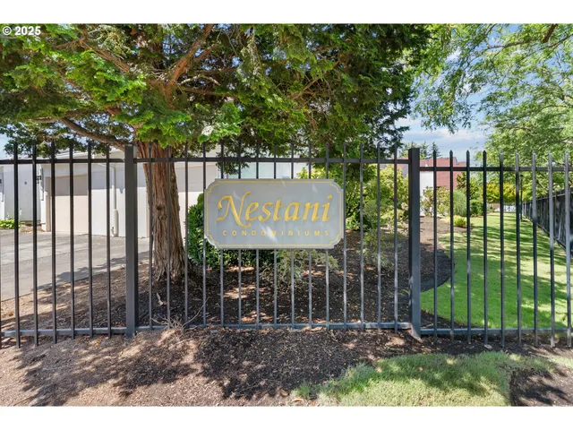 $300,000 | 3300 Northeast 29th Street, Gresham, OR 97030