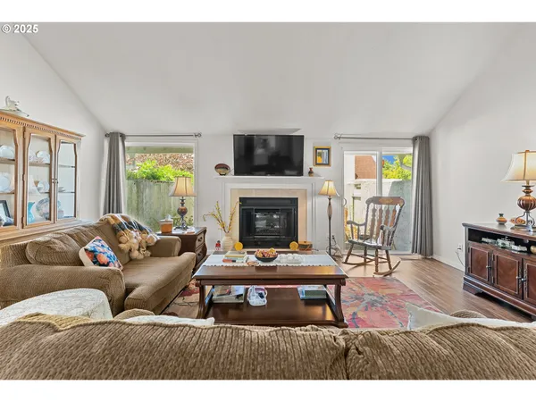 $290,000 | 3300 Northeast 29th Street, Gresham, OR 97030