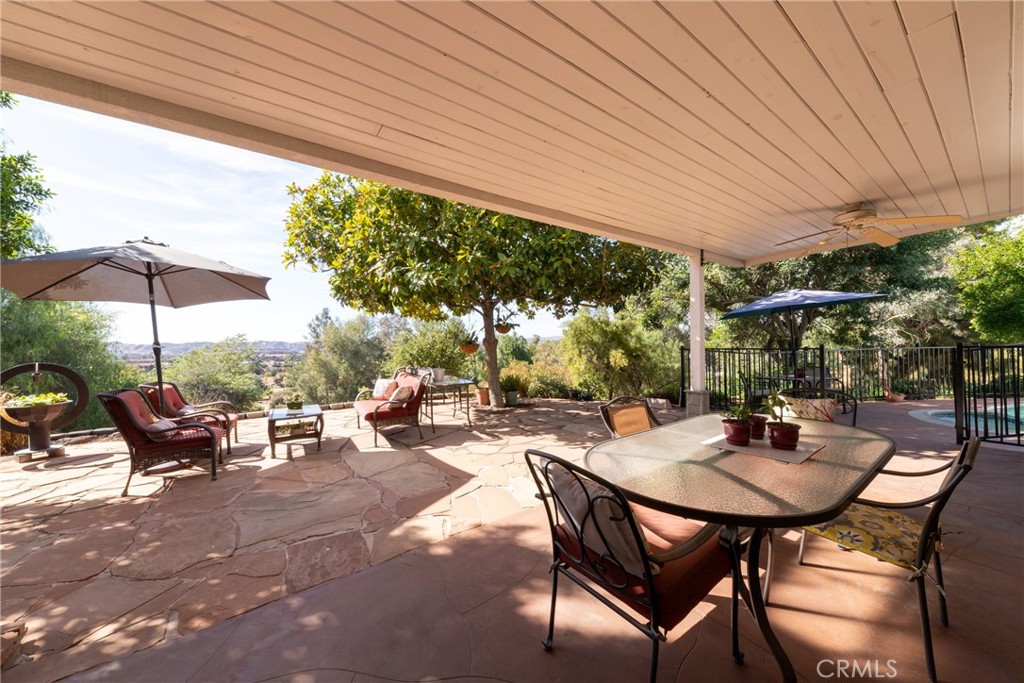 361 Canyon View Drive Calimesa, CA 92320 - Photo 28 of 43