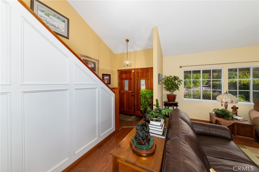 361 Canyon View Drive Calimesa, CA 92320 - Photo 4 of 43