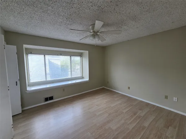 $875 | 1221 Hopkins Street, Unit 8, San Marcos, TX 78666