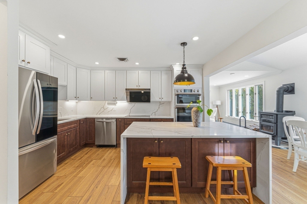 124 Deborah Road Newton, MA 02459 - Photo 13 of 39