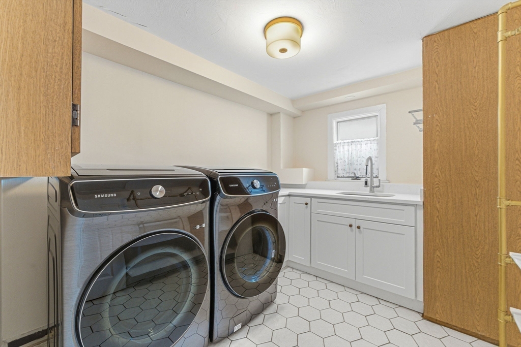 124 Deborah Road Newton, MA 02459 - Photo 28 of 39