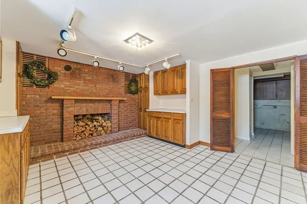 $2,590,000 | 124 Deborah Road, Newton, MA 02459
